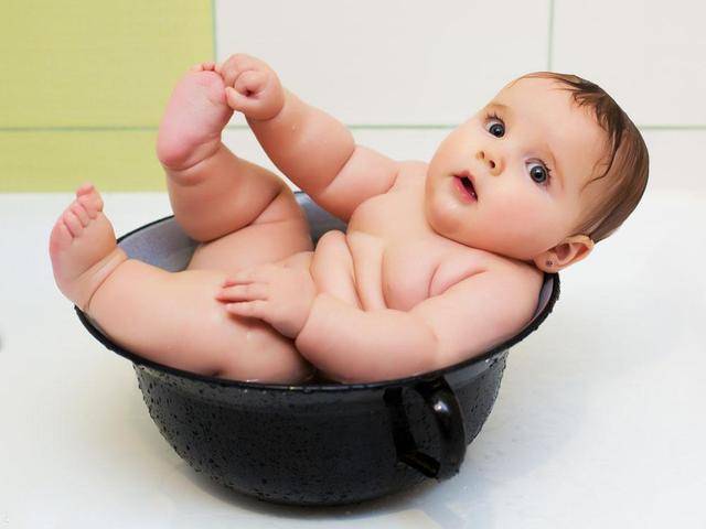 表示有福气男孩的重叠乳名，有新意的牛宝宝小名