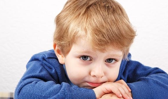 姓龙的男孩洋气的名字