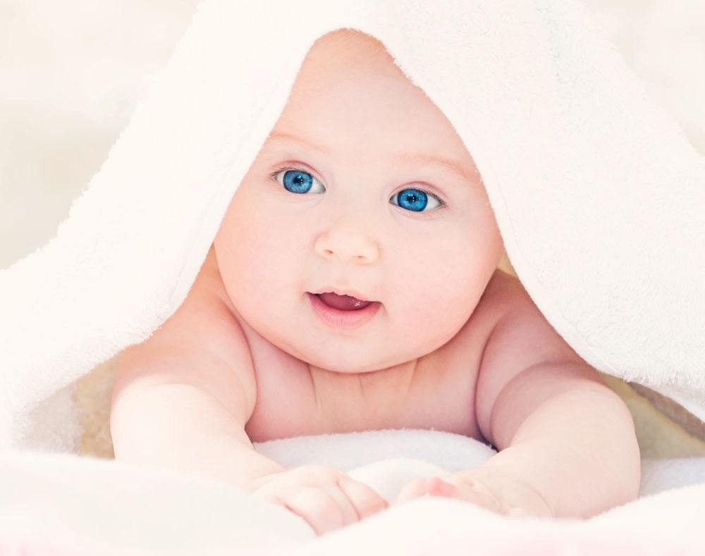 何姓男孩取名霸气十足