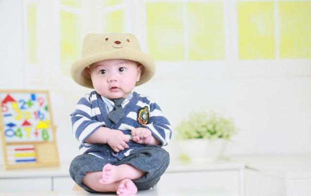 张姓男孩取名大全2020-取名测分:张泽林