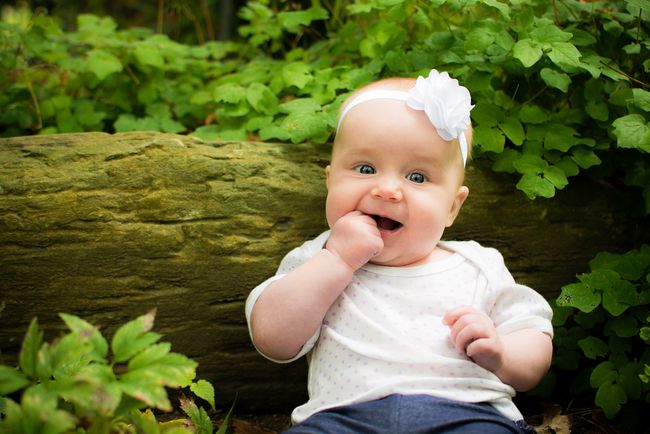 巨蟹座褚姓女孩取名，诗意绵长