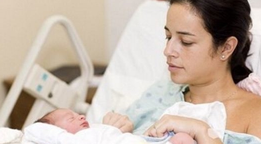 妈妈判断宝宝发热常见的2个错误