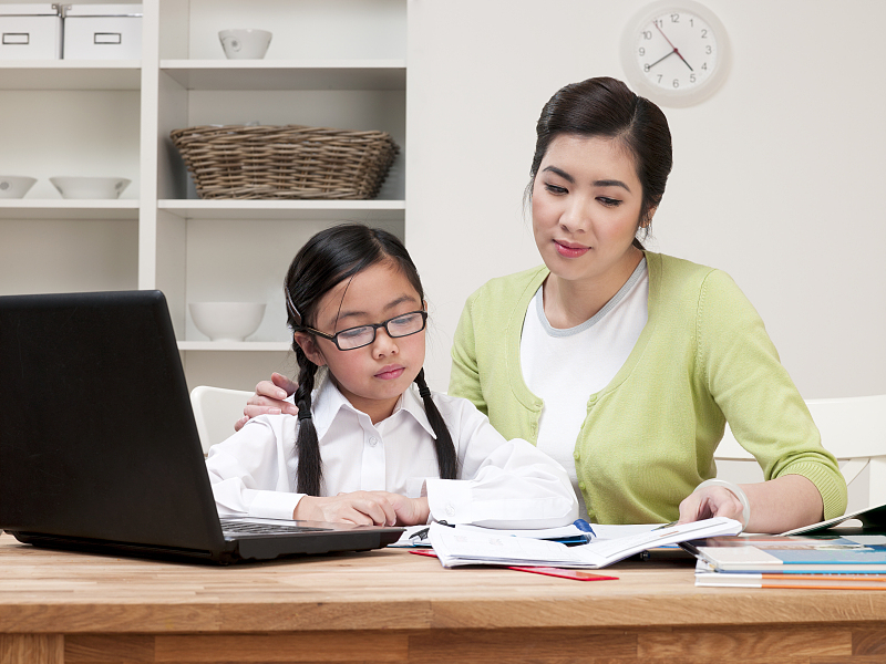 暑假要玩耍,童年才快乐