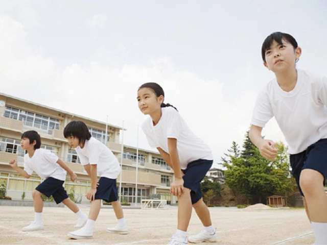 爸妈言行适当，孩子遭殃